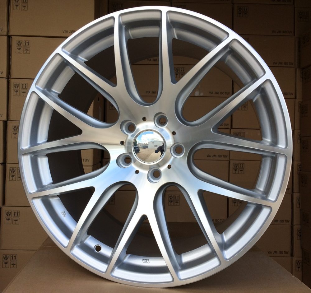 Diski R18 5x120 J9.5 ET38 RACINGLINE BK663 BMW Silver Polished (Rear+Front)