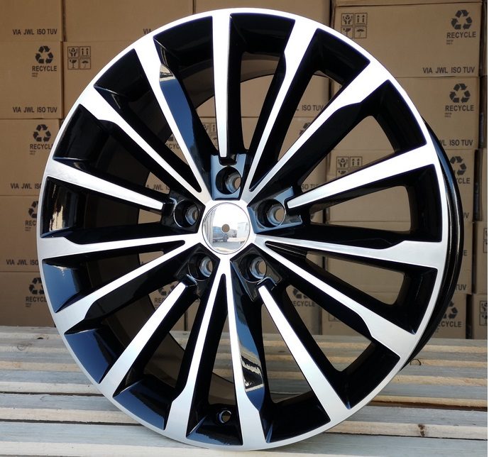 Diski R18 5x112 J8 ET44 RACINGLINE F1526 SKODA Black Polished