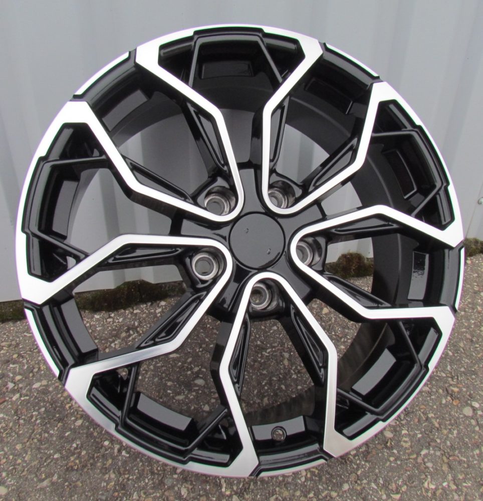 Diski R15 4x100 J6.5 ET37 RACINGLINE XF260 RENAULT Black Polished