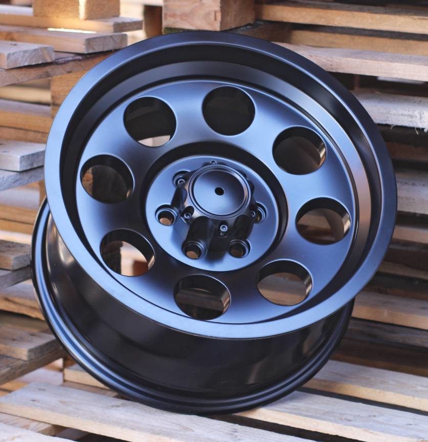 Diski R16 6x114.3 J8 ET RACINGLINE B1341 4X4 Black