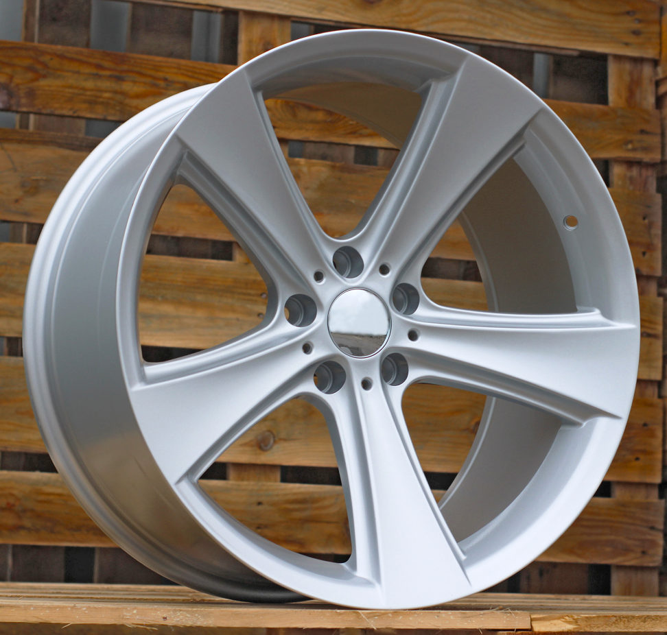 Diski R17 5x120 J8 ET34 RACINGLINE BK086 BMW Silver