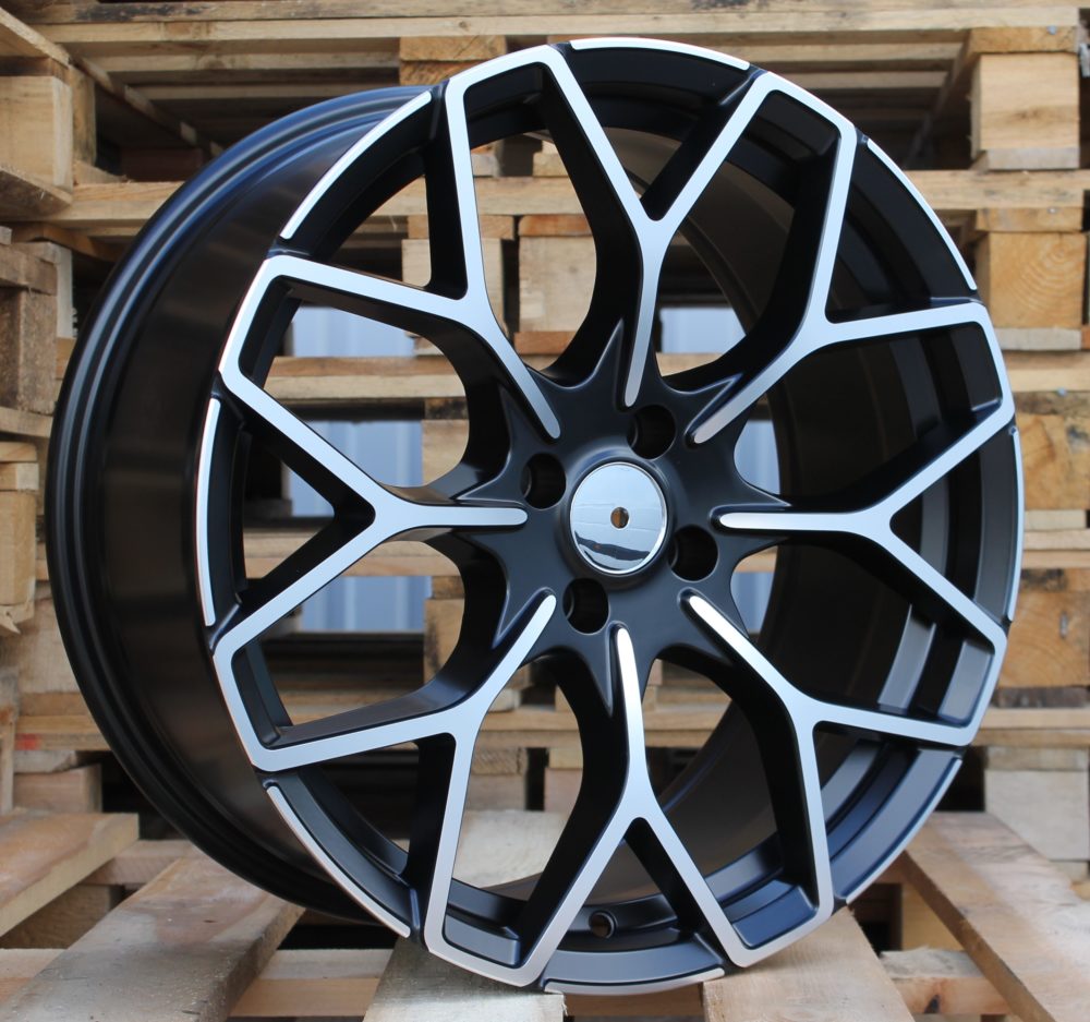 Diski R18 4x100 J8 ET30 RACINGLINE B1449 SMART Black Polished Half Matt