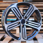 Diski R16 5×112 J7 ET45 RACINGLINE BK795 VW Black Polished