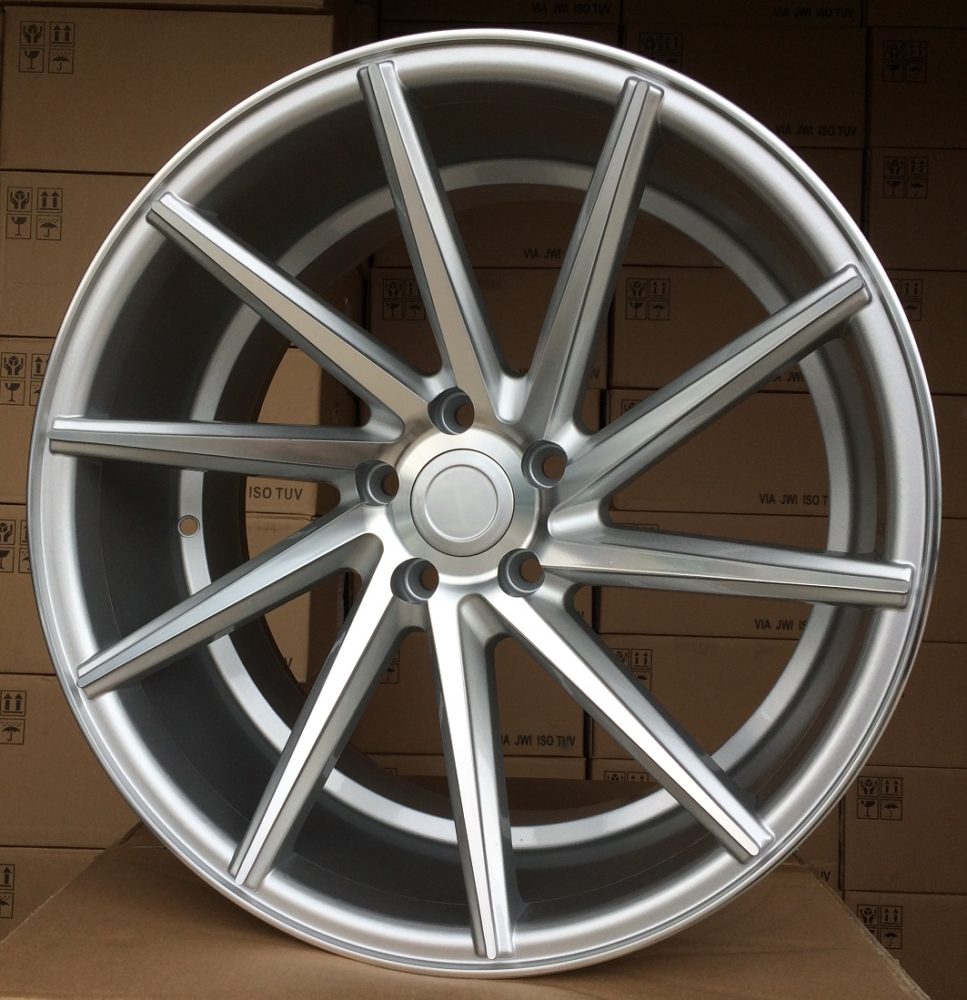 Diski R18 5x112 J8 ET35 RACINGLINE B1059 Silver Polished