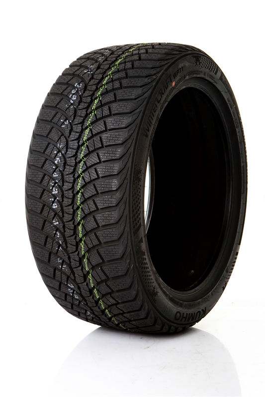 215/45R17 KUMHO WP71 91V