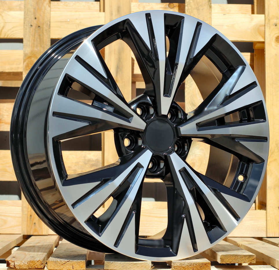 Diski R18 5x114.3 J7.5 ET40 RACINGLINE B1699 NISSAN Black Polished