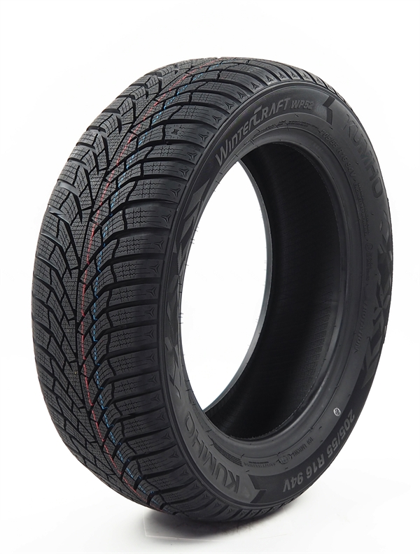 235/35R20 KUMHO WP52 92W