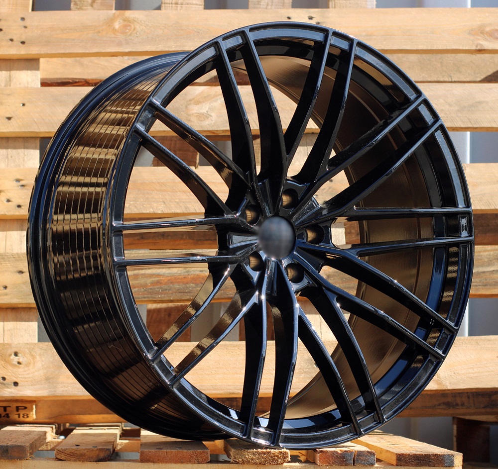 DISKI F1995 Audi 5×112 R18 J8 ET40 Black (Hybrid Forged)