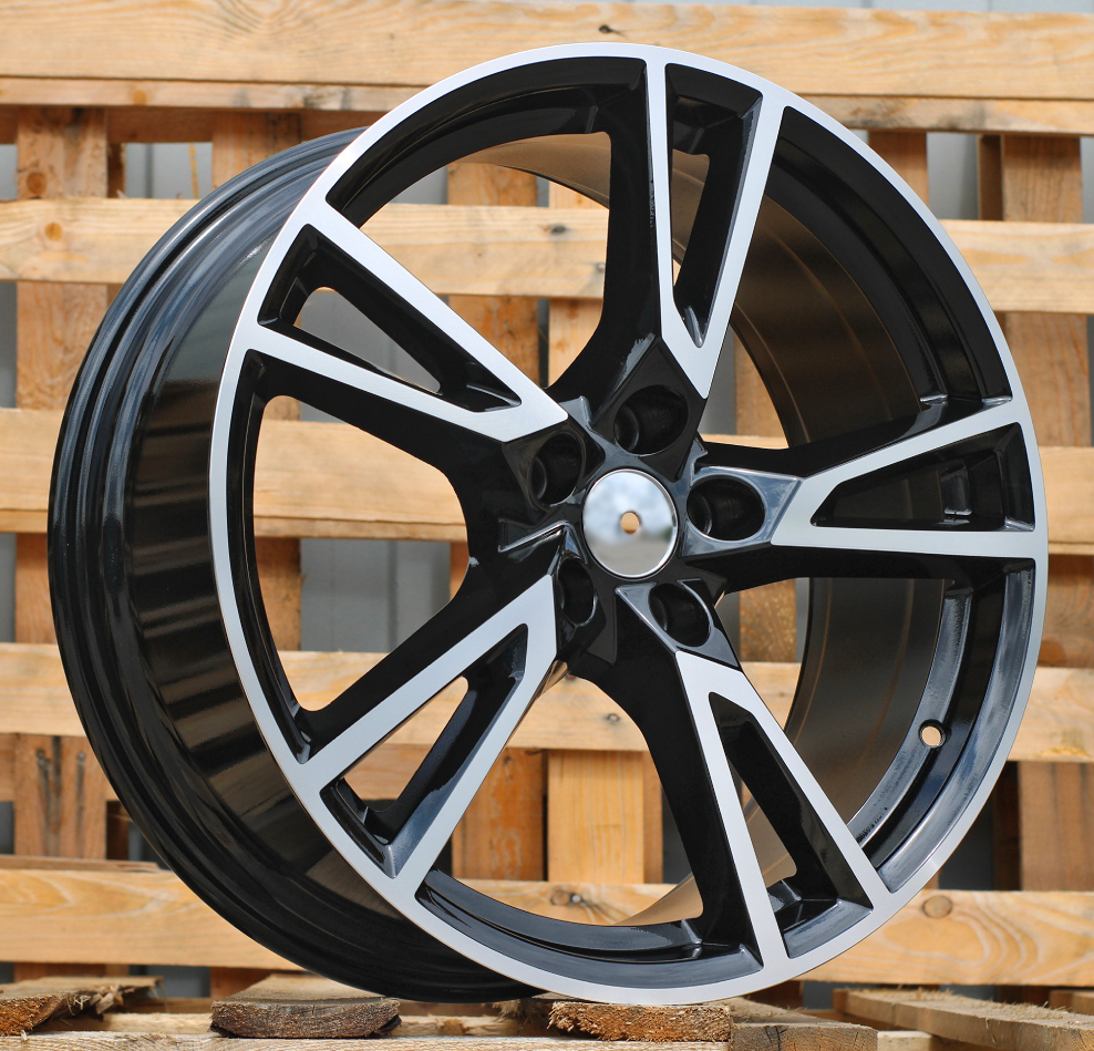 Diski R19 5x112 J8 ET39 RACINGLINE A043 AUDI Black Polished
