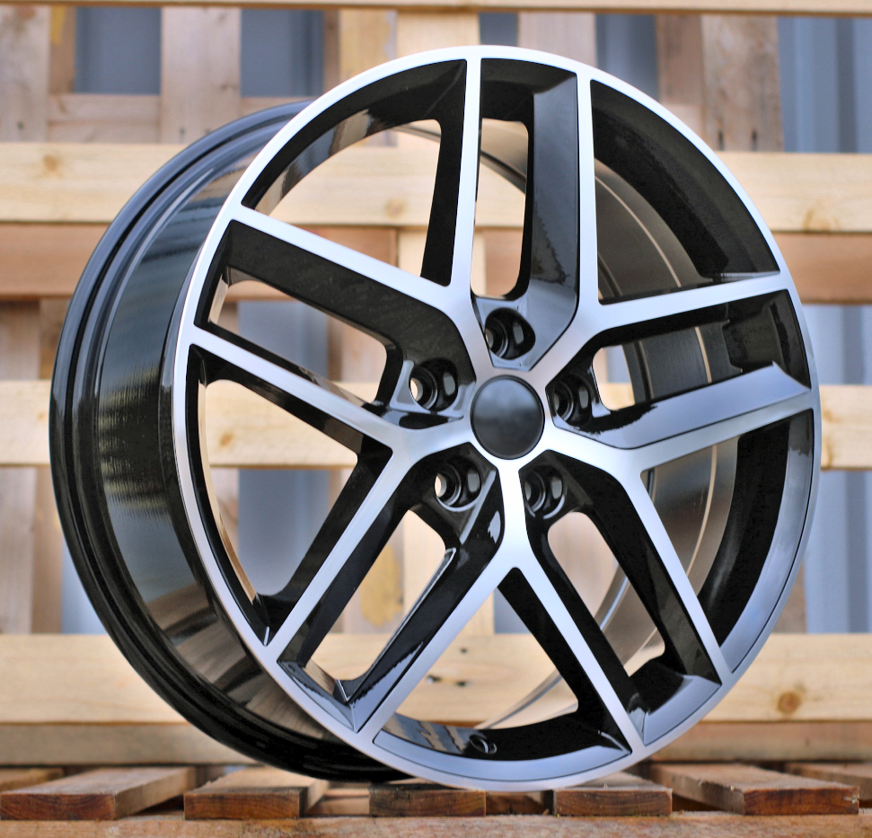 Diski R18 5x112 J7.5 ET51 RACINGLINE B1426 SEAT Black Polished