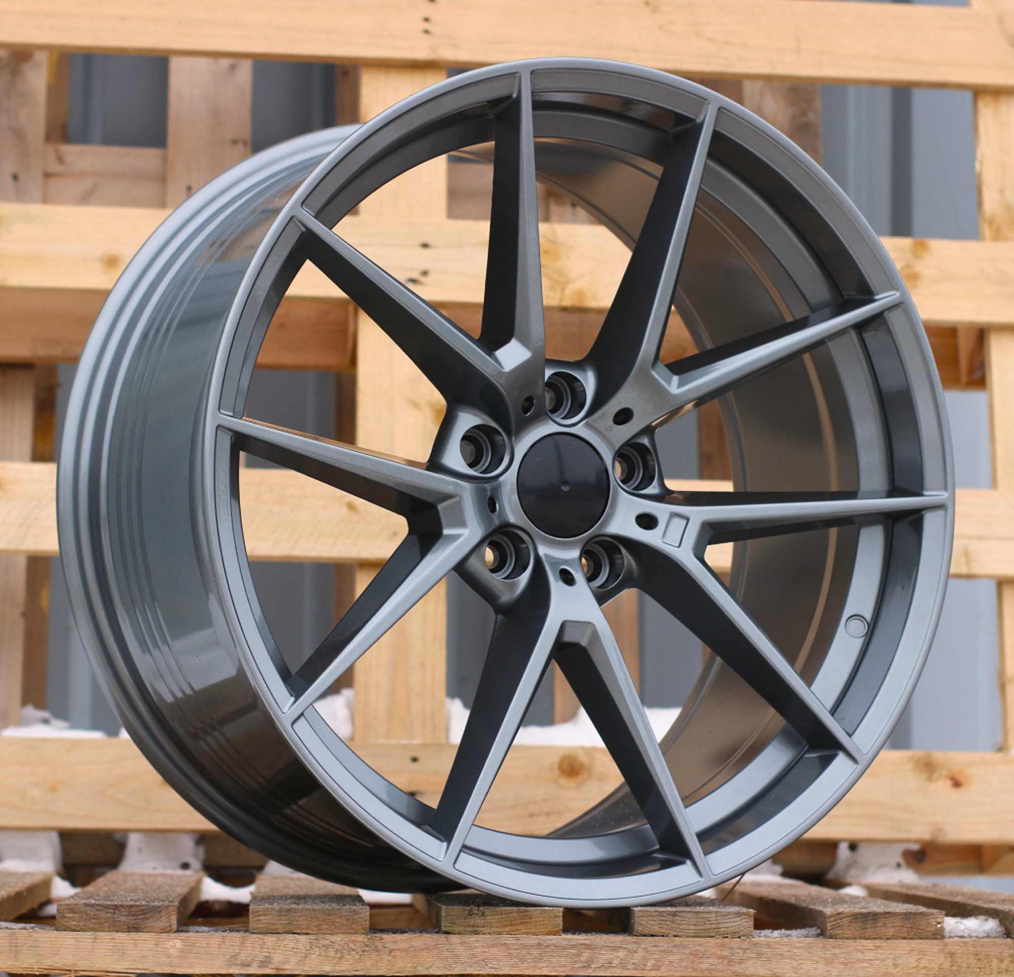 DISKI B1416 BMW R19 5×120 J8.5/9.5 ET35/40 Gun Metal (2+2)