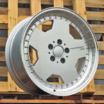 Diski R18 5×112 J8 ET35 RACINGLINE B5852 MERCEDES Silver +Polished Lip (Hybrid Forged)