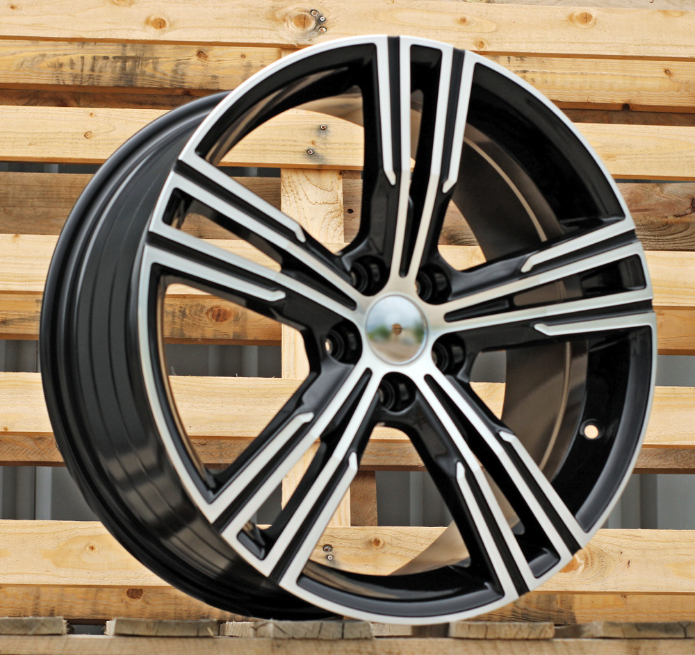 Diski R18 5x108 J8 ET45 RACINGLINE FE184 VOLVO Black Polished