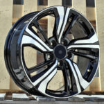 Diski R17 5×114.3 J7 ET45 RACINGLINE B5385 HONDA Black Polished