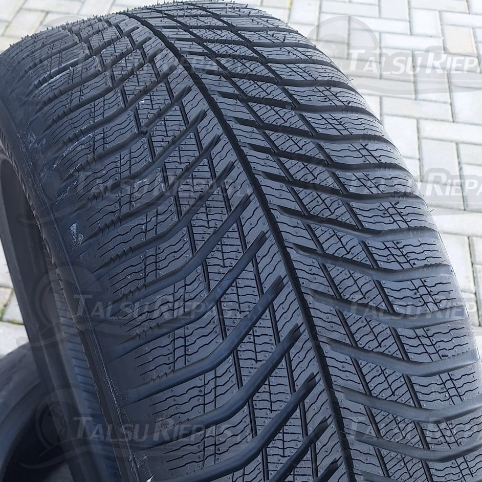 215/60R17 Hankook Winter I*cept Evo4 SUV W340A 96H (2026)