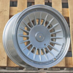 Diski R16 4×100 J8 ET20 RACINGLINE Y1085 BMW (SSPL) (Hybrid Forged)
