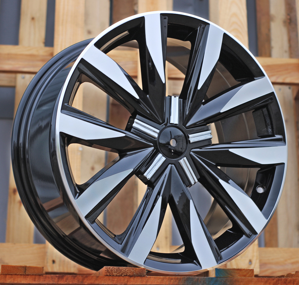 Diski R18 5x120 J8 ET50 RACINGLINE B1351 VW Black Polished