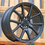 Diski R18 5×114.3 J8.5 ET40 RACINGLINE B1503 TESLA Black Half Matt