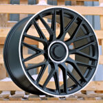 Diski R18 5×112 J8 ET43 RACINGLINE B1766 MERCEDES Black Half Matt +Polished Lip (Hybrid Forged)