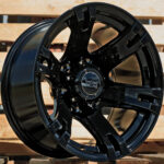 Diski R15 5×139.7 J8 ET1 RACINGLINE BK311 4X4 Black