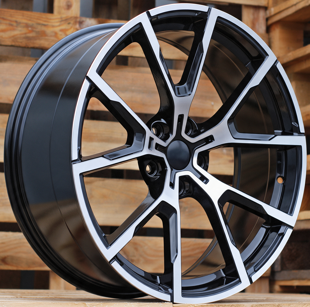 Diski R17 5x120 J7.5 ET40 RACINGLINE B5601 BMW Black Polished