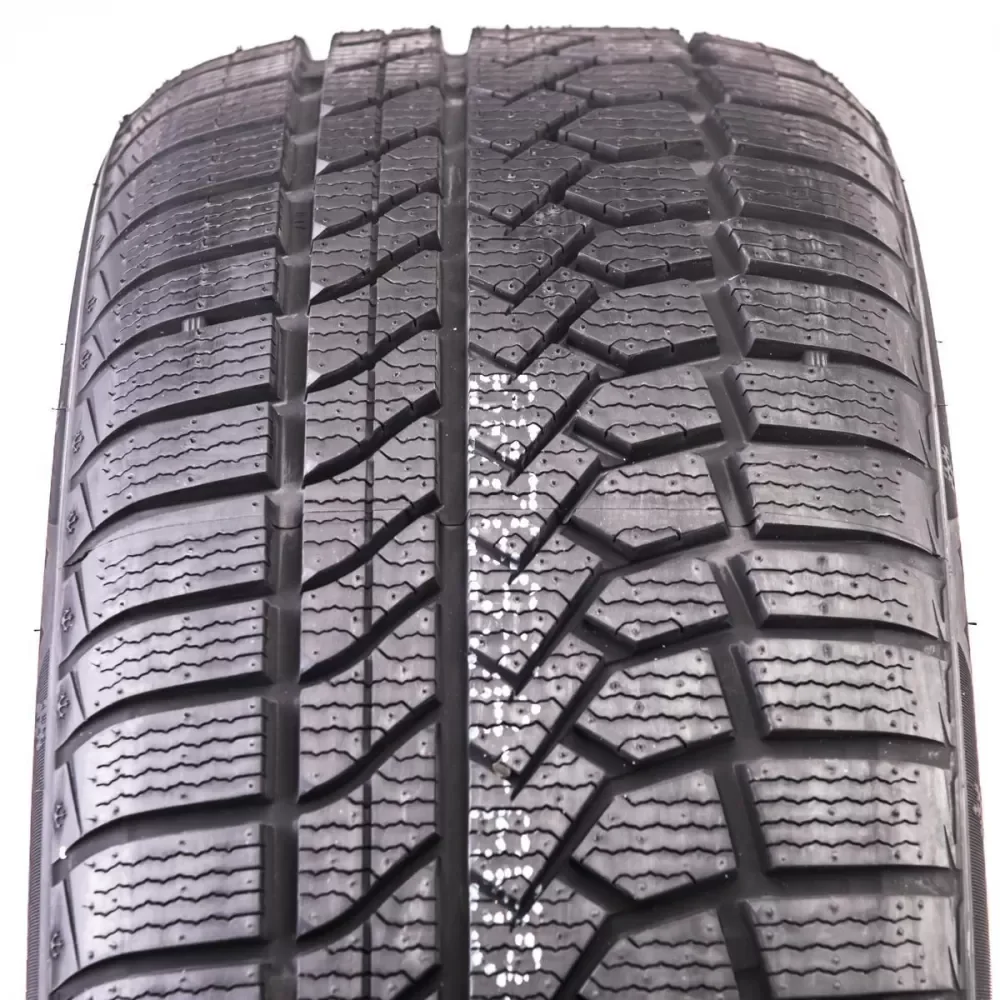 225/60R18 104V GOODRIDE Z507