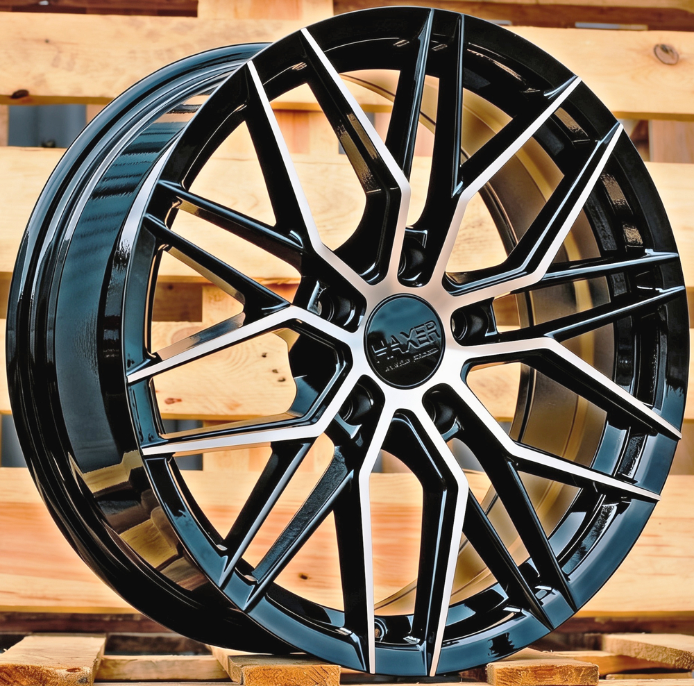 Diski R17 5x114.3 J7.5 ET40 HAXER HX035 Black Polished (Hybrid Forged)