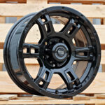Diski R15 5×114.3 J7 ET RACINGLINE B5317 4X4 Black